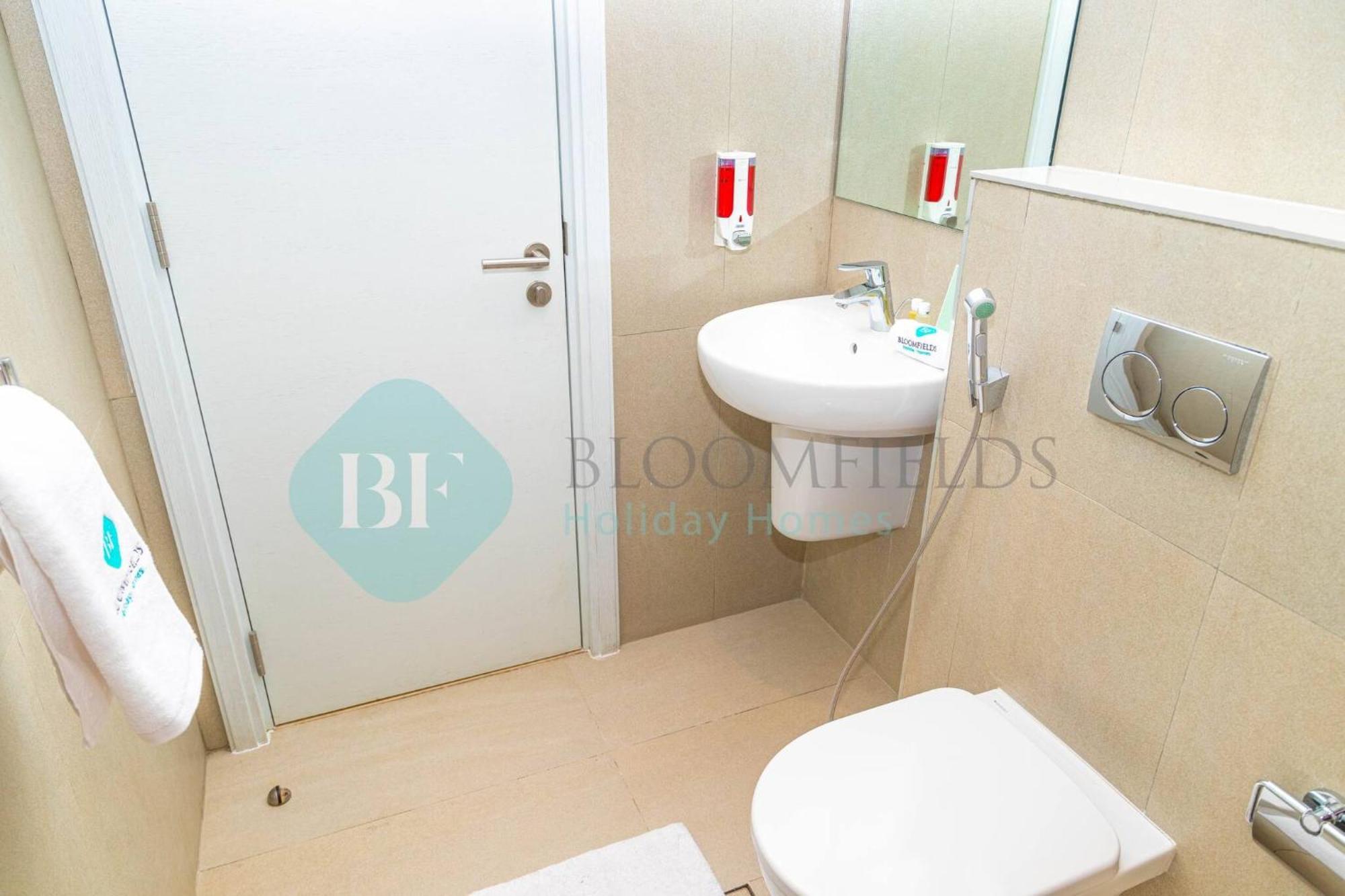 Bloomfields 2Brmaid Address Beach Fujaira Esterno foto
